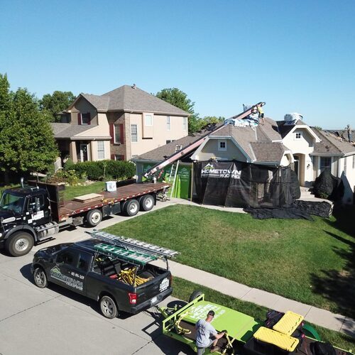 workers providing roof repair