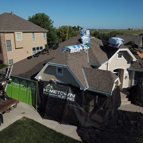 roofing workers providing roof repair