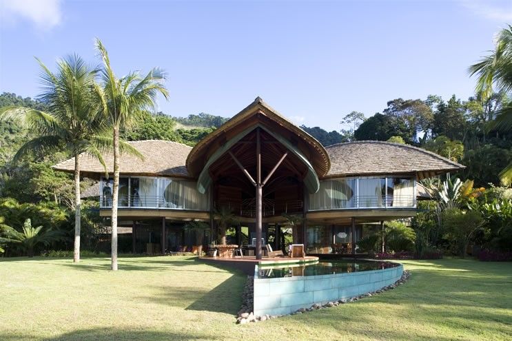 Brazilian Leaf Roof